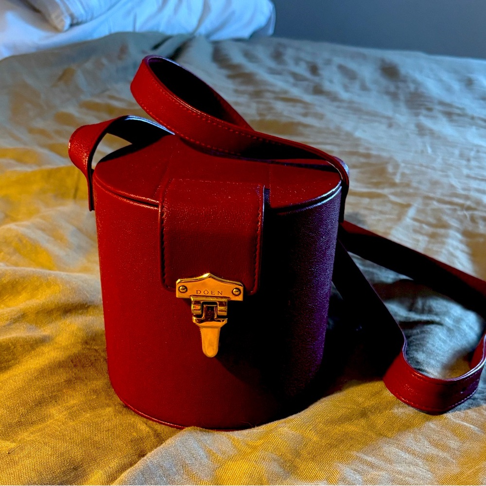 Doen red leather Sylvie crossbody bag